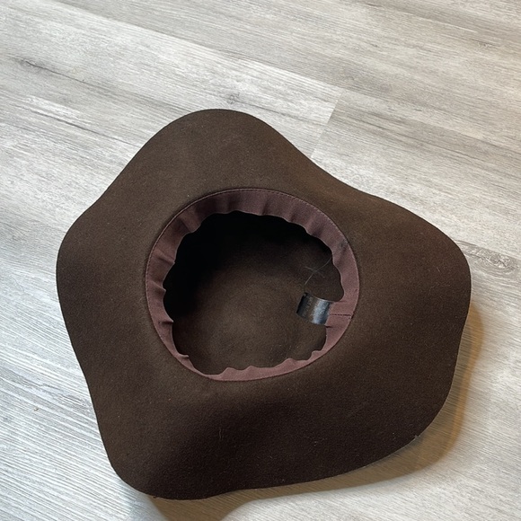 Women's Sun Hat with waved brim and tissue belt Wool - Picture 5 of 6